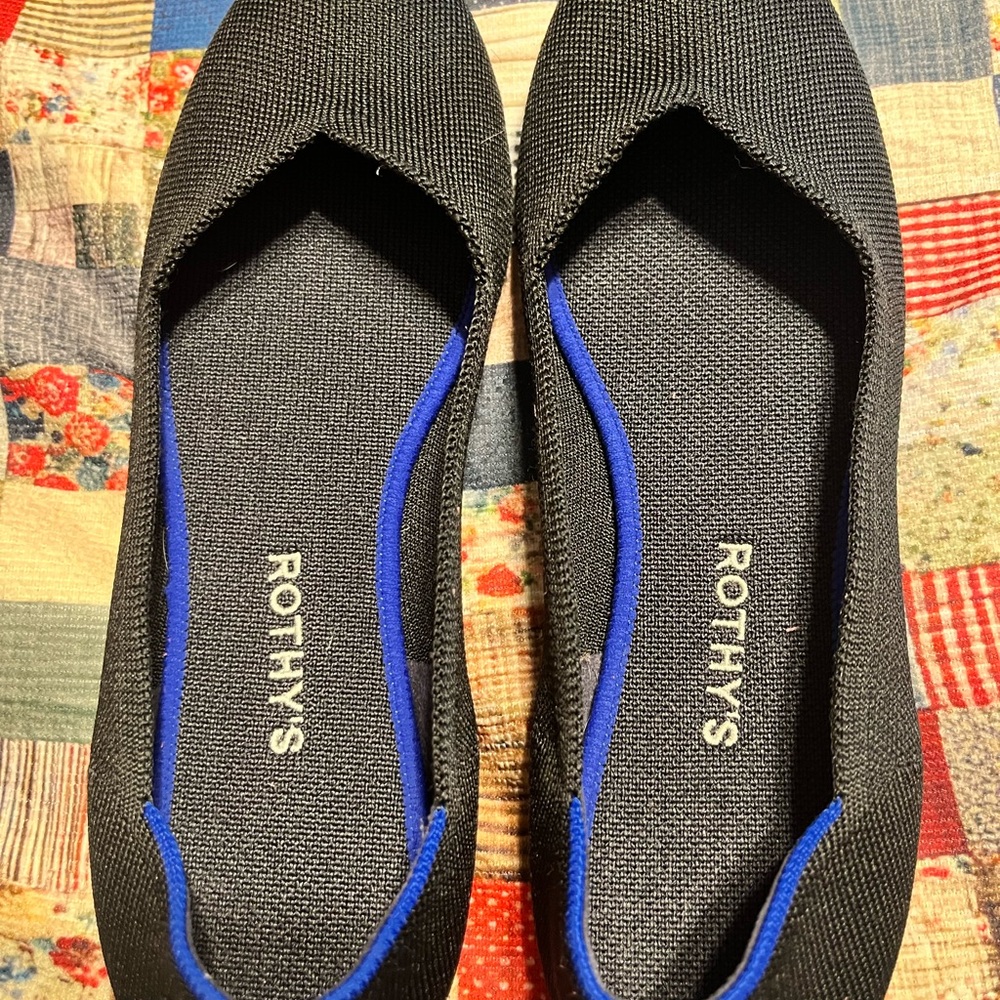Rothy's black Flats